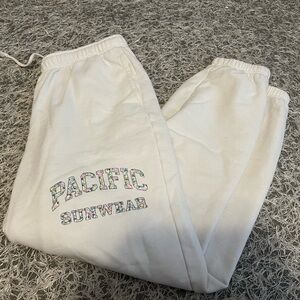 Women’s Pacsun Floral Pacific Sunwear White Sweatpants Size M Cuffed Joggers